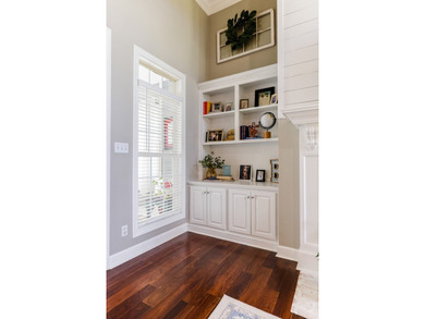 Welcome home to this beautifully maintained 4 bedroom,2 bath - photo 13