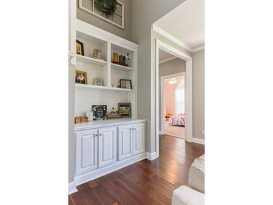 Welcome home to this beautifully maintained 4 bedroom,2 bath - photo 14