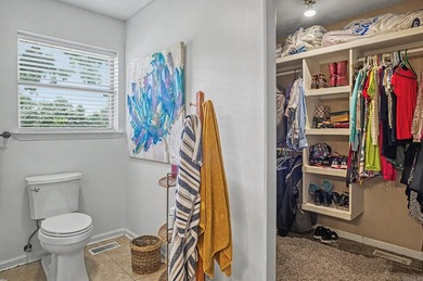 Welcome to this beautifully maintained spacious 3 bedroom, 2 - photo 21