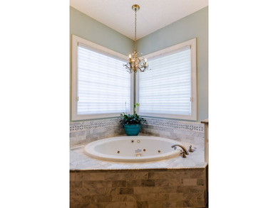 Welcome home to this beautifully maintained 4 bedroom,2 bath - photo 34