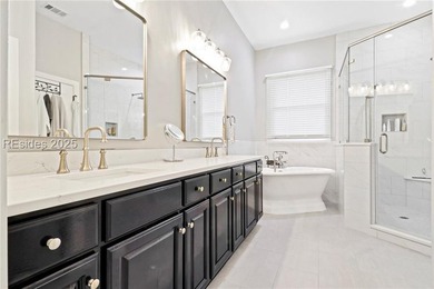 Move-in ready with a recently refinished pool. This beautifully - photo 37