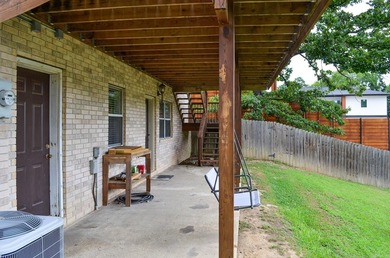 Welcome to this beautifully maintained spacious 3 bedroom, 2 - photo 38