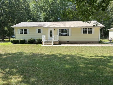 Lake Home For Sale in Jamestown, Tennessee