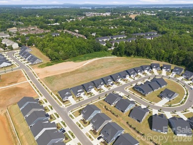 Welcome to easy living in this established 55+ community, now - photo 40