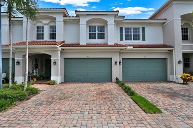 Welcome home to this beautifully remodeled 3-bedroom, 2.5-bath - photo 2