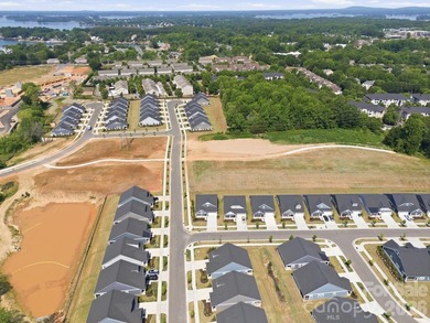 Welcome to easy living in this established 55+ community, now - photo 44