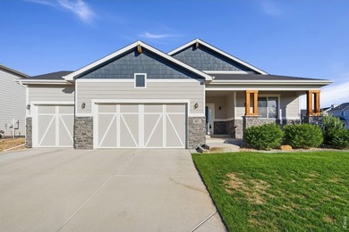 STEPS FROM WINDSOR LAKE & DOWNTOWN! Experience the ultimate - photo 44
