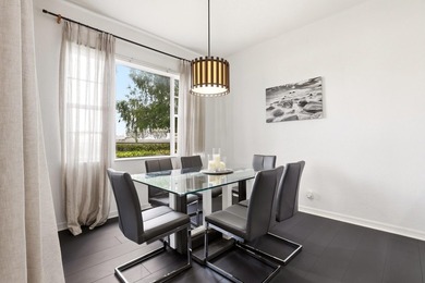 Welcome home to this beautifully remodeled 3-bedroom, 2.5-bath - photo 7