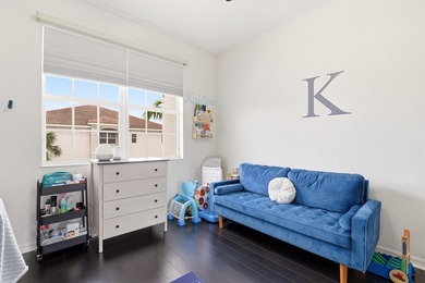 Welcome home to this beautifully remodeled 3-bedroom, 2.5-bath - photo 10