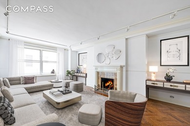 Prime location! Renovated, beautiful, expansive 3 Bedroom with - photo 1