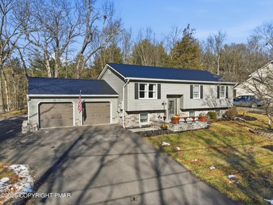 Werry Lake  Home For Sale in East Stroudsburg Pennsylvania