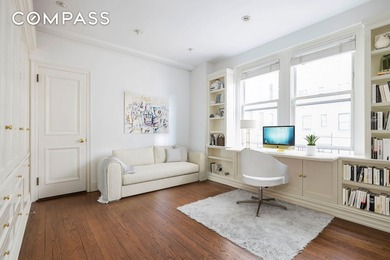 Prime location! Renovated, beautiful, expansive 3 Bedroom with - photo 5