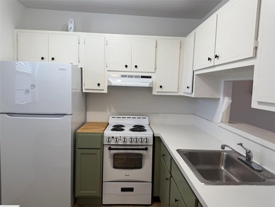 Beautiful one bedroom, one bathroom condo in Lauderhill East in - photo 5
