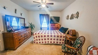 **Lake Eufaula Living at it's Best!** - Very rare 2.5-Acre - photo 35