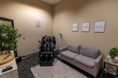 Fantastic office building with a great location on the north end