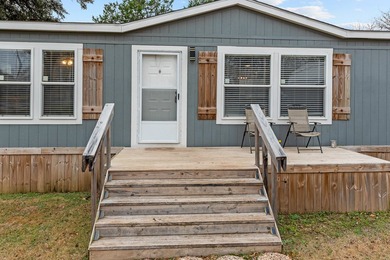 Welcome to this beautiful 2022 mobile home, offering peace of - photo 3