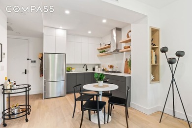 A one bedroom that actually delivers. Tons of light, floor to - photo 3
