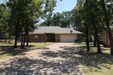 Cedar Creek Lake Home Sale Pending in Malakoff Texas