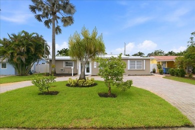 Experience year-round tropical oasis in this 1860-square-foot - photo 4