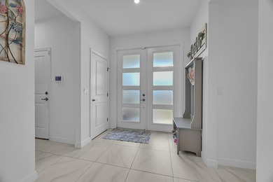 Welcome to this exceptional 4-bedroom, 3-bathroom single-family - photo 6
