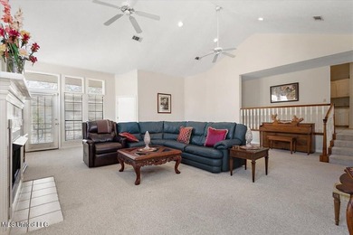 The ultimate space for hosting gatherings or relaxing in style - photo 5