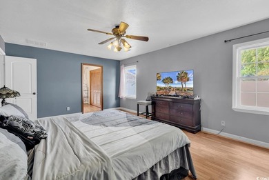 Investor Alert or Handy Homeowner Special! This spacious - photo 15