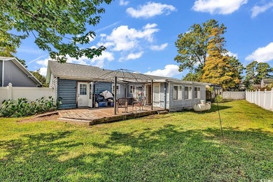 Investor Alert or Handy Homeowner Special! This spacious - photo 37