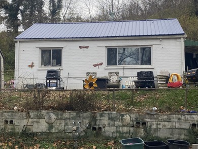 Ohio River Home For Sale in Maysville Kentucky