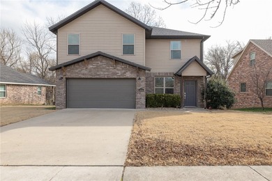 BRAND NEW ROOF & GUTTERS!! Back to market at no fault to Seller - photo 3