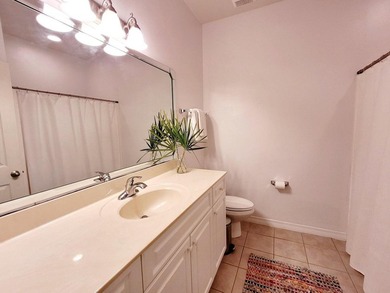 Cozy COASTAL COTTAGE on 1/2 acre lot in Historic Pt Washington - photo 12