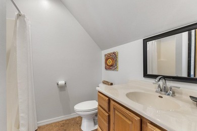 Cozy COASTAL COTTAGE on 1/2 acre lot in Historic Pt Washington - photo 23