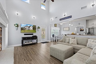 Motivated Seller * A stunning 4 bedroom/4 bathroom , 2 story - photo 8