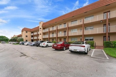 Lake Condo For Sale in Sunrise, Florida