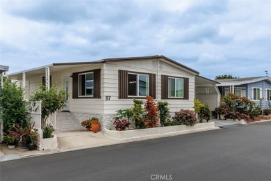 Beautifully remodeled and move-in ready mobile home located in - photo 2