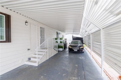 Beautifully remodeled and move-in ready mobile home located in - photo 3