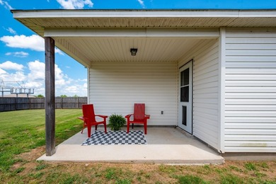 Welcome home to 1505 Yarrow Drive! From the moment you walk - photo 34