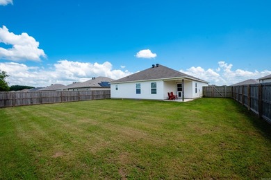 Welcome home to 1505 Yarrow Drive! From the moment you walk - photo 36