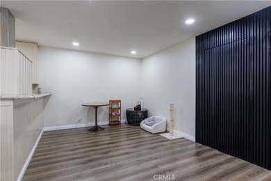 Beautifully remodeled and move-in ready mobile home located in - photo 6