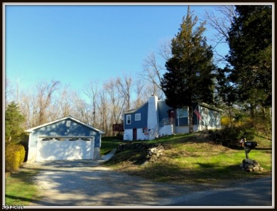 Paulinskill Lake Home Sale Pending in Stillwater Twp. New Jersey