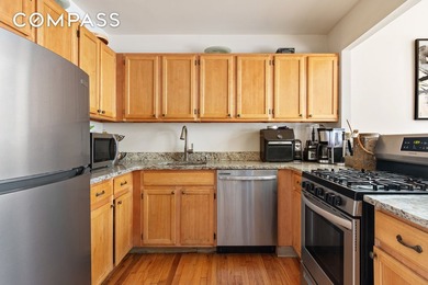 Own a piece of Central Harlem for close to the cost of renting - photo 4