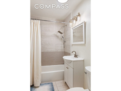 Own a piece of Central Harlem for close to the cost of renting - photo 7