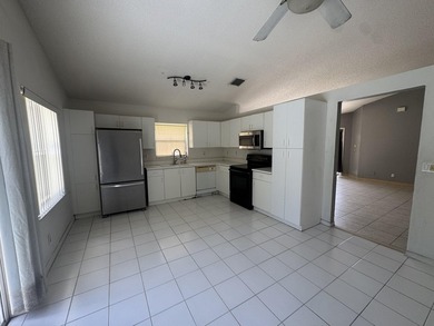 Up to $3,750 seller-preferred lender credit available! Priced to - photo 5