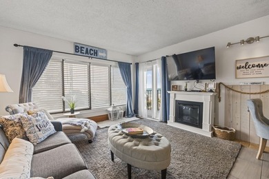 Ocean-view one-bedroom, one-and-a-half-bathroom condo with a - photo 15