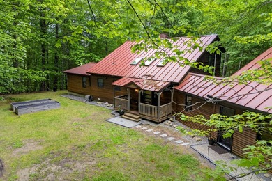LONG POND Escape to this spacious 5BR/3BA home on a wooded 1.58 - photo 17