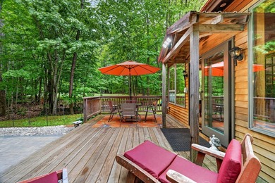 LONG POND Escape to this spacious 5BR/3BA home on a wooded 1.58 - photo 28