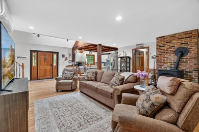 LONG POND Escape to this spacious 5BR/3BA home on a wooded 1.58 - photo 34