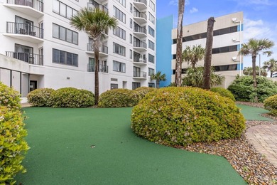 Ocean-view one-bedroom, one-and-a-half-bathroom condo with a - photo 42