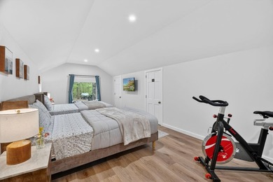 LONG POND Escape to this spacious 5BR/3BA home on a wooded 1.58 - photo 59