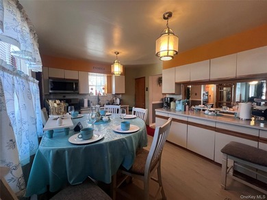 Well maintain three-bedroom house with a full finish attic as a - photo 14