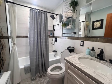 Well maintain three-bedroom house with a full finish attic as a - photo 17